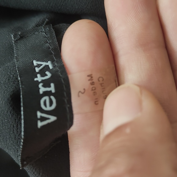 Verty black and gold sequin cocktail dress - Picture 8 of 9